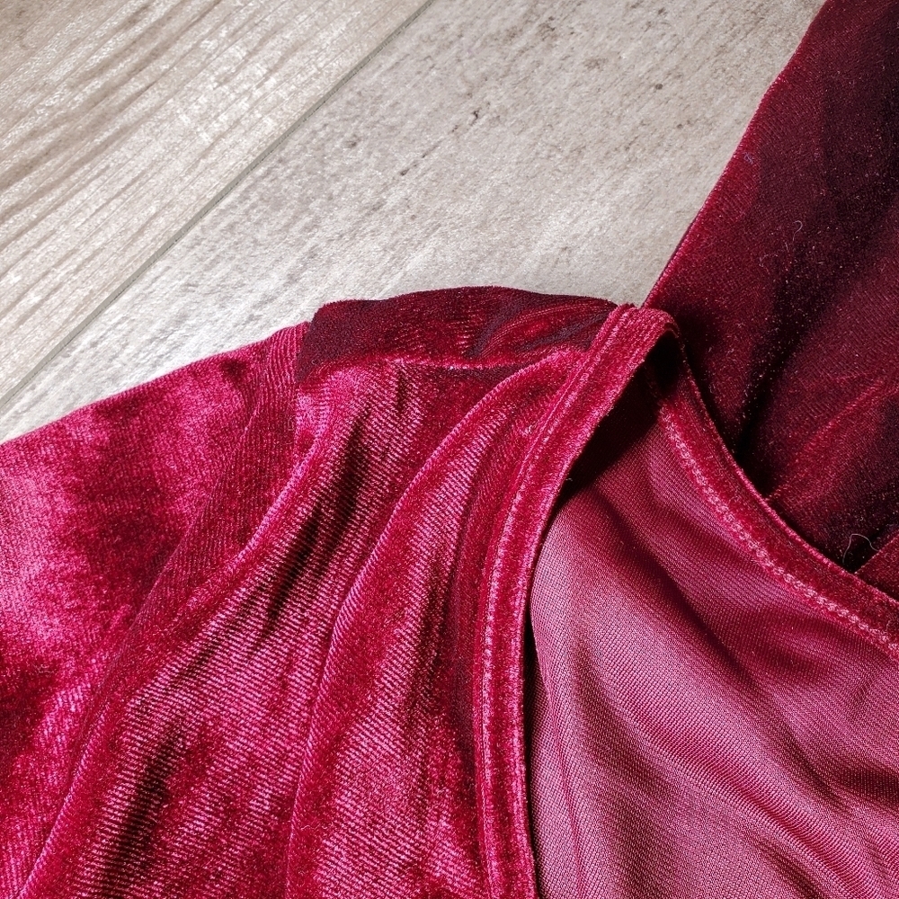 Guberry Burgundy Red Velvet Faux Wrap Ruched Long Sleeve Stretchy Plunge Dress - Picture 11 of 14